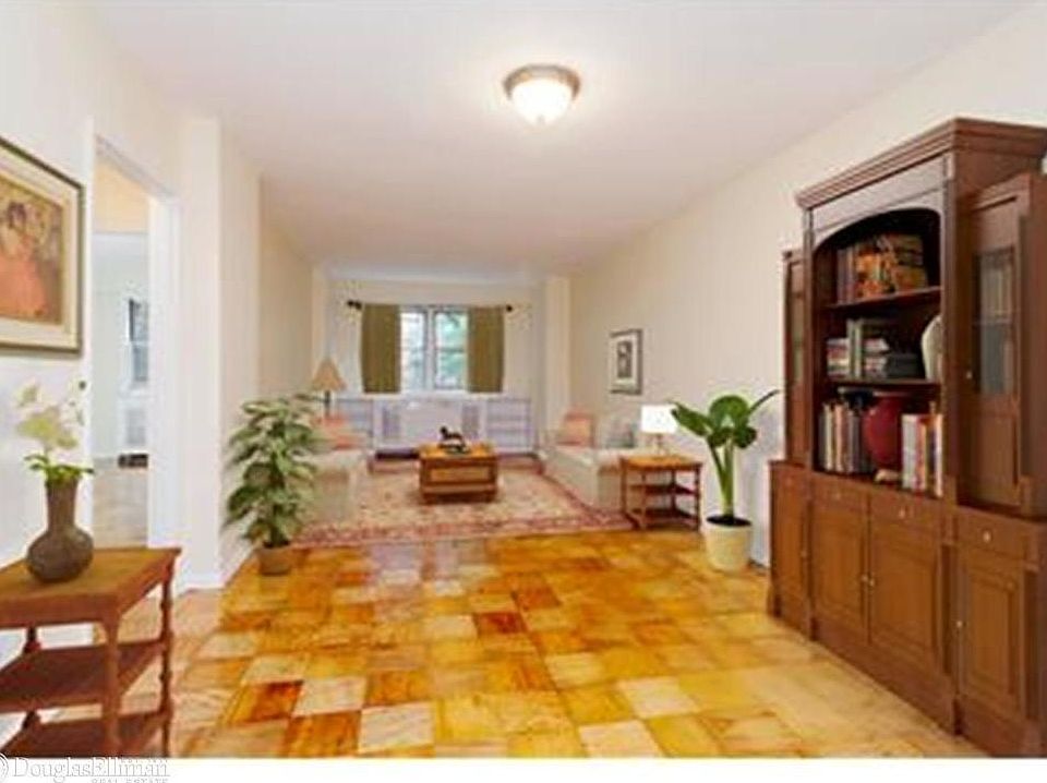 1st image of 245 E 35th St APT 3B