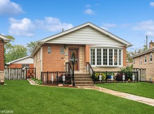 5472 N La Crosse Ave, Chicago, IL 60630