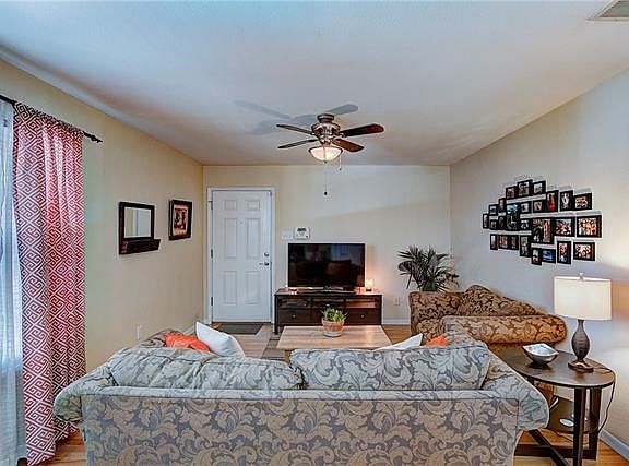 3rd image of 2450 Ashdale Dr #D-215