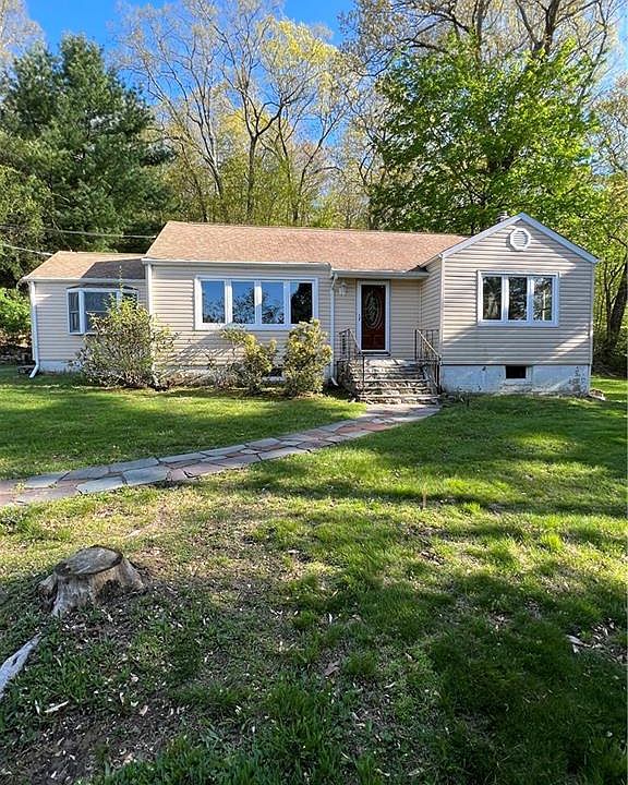 233 Hilltop Street, Mahopac, NY 10541 Zillow