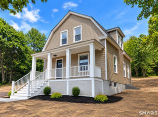672 East Main Street, Middletown, CT 06457