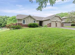 9700 N Charlotte St, Kansas City, MO 64155
