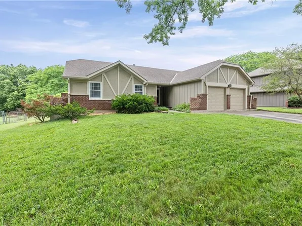 9700 N Charlotte St, Kansas City, MO 64155