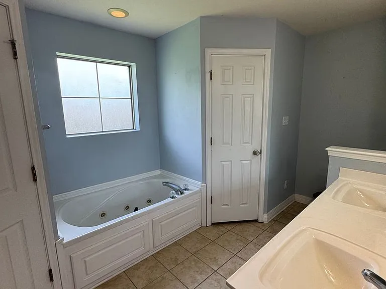 6936 Ash St — Photo 10