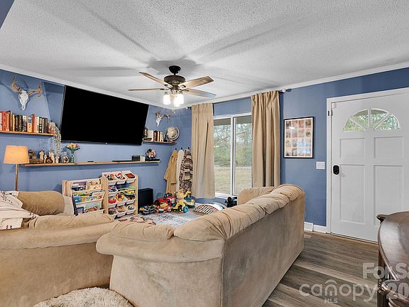 4th image of 17154 Frog Pond Rd