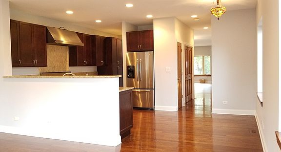 5th image of 3457 N Oketo Ave