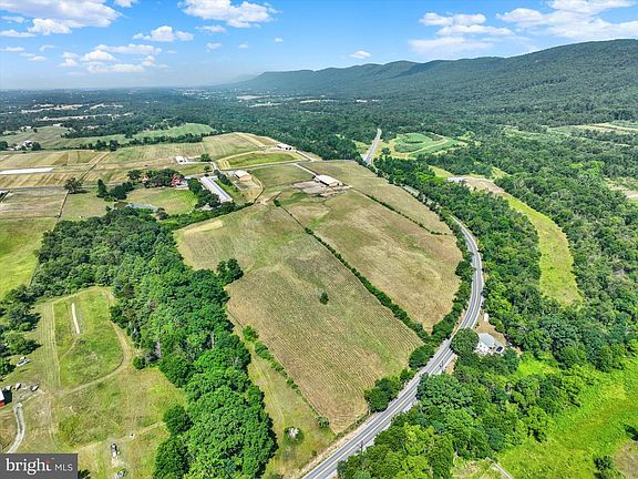 2nd image of 255 Sheaffer Rd