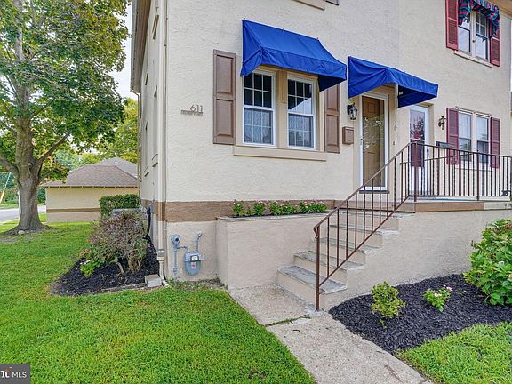 5th image of 611 Deemer Pl