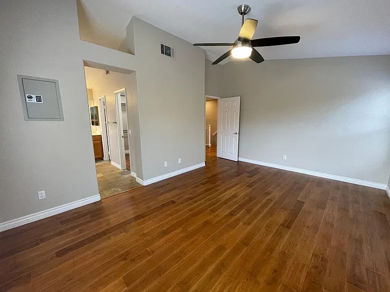 7844 Paseo Tulipero — Photo 15