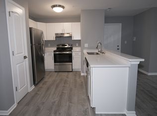 8201 Polo Club Dr #M-370, Merrillville, IN 46410