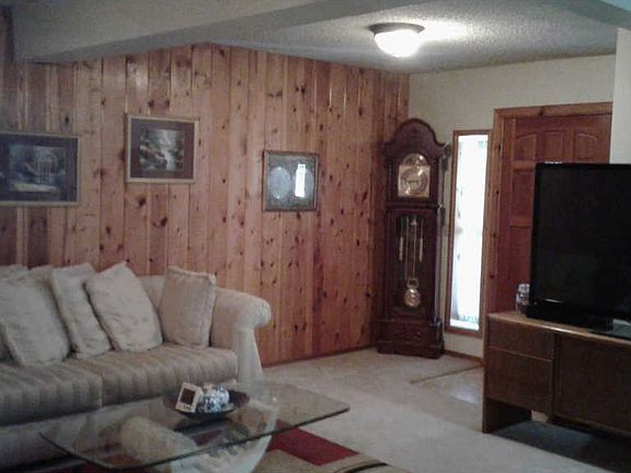3rd image of 22200 NE 407th St