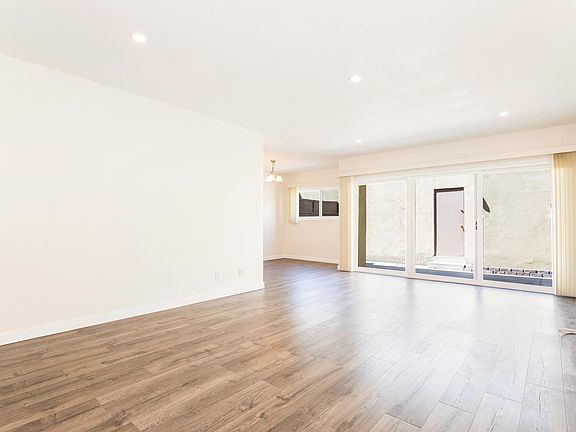 5th image of 6225 Coldwater Canyon Ave Unit 108
