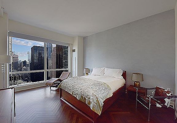 3rd image of 230 W 56th St APT 53B