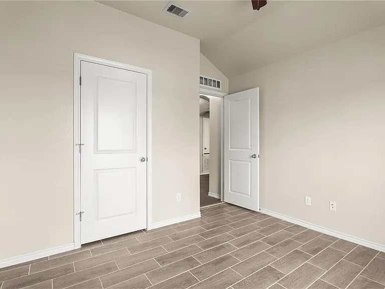7308 Kolda Dr — Photo 5