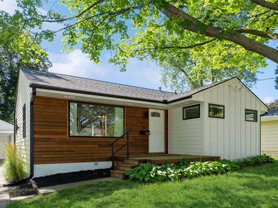 804 24th St, West Des Moines, IA, 50265