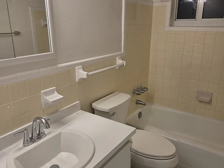 6530 Lake Patricia Dr #E15 — Photo 12