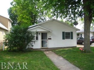 1208 W Mill St, Bloomington, IL 61701