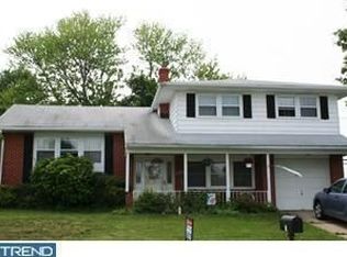 6 White Clay Cres, Newark, DE 19711