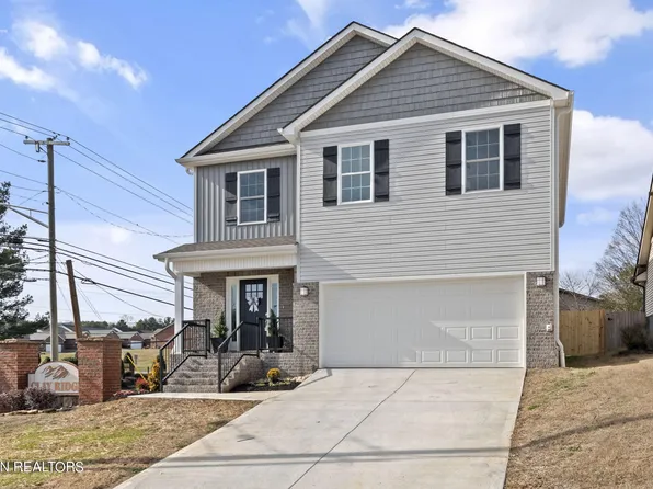 2733 Clay Top Ln, Knoxville, TN 37912