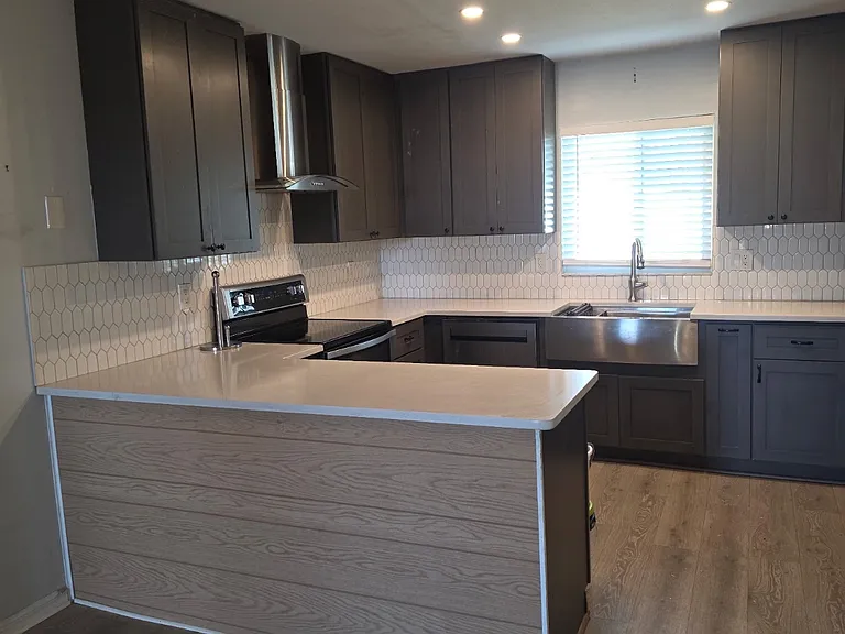 1614 39th Avenue Dr E #1614 — Photo 4