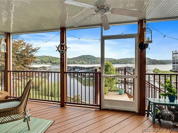 5th image of 686 Clearwater Dr #1D