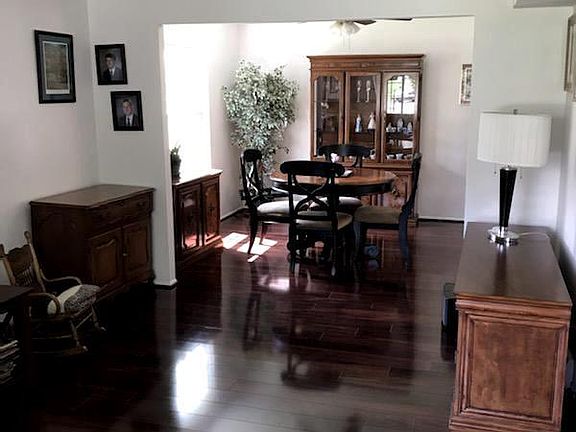 5th image of 1327 Walker Dr