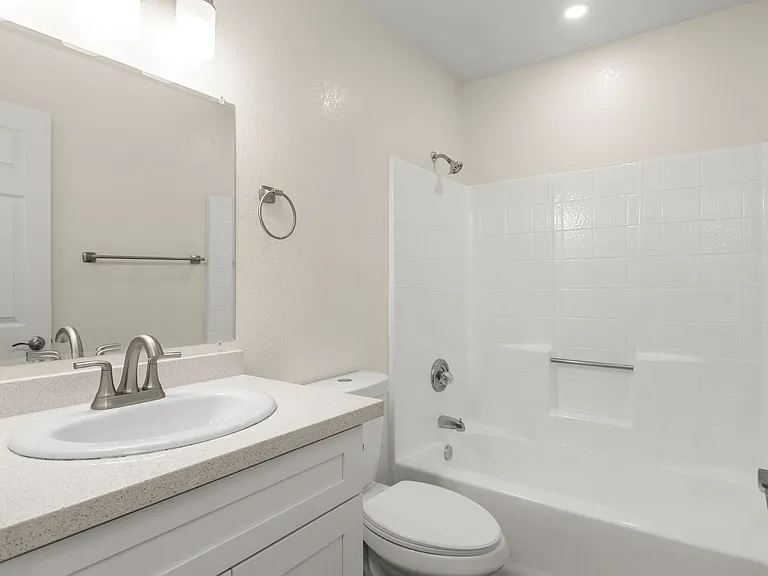 Redwood Creek Villas — Photo 33