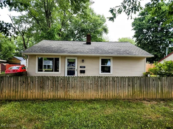 7383 Oregon Trl, Youngstown, OH 44512
