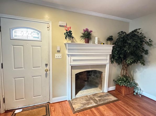 707 Mentor Ave, Capitol Heights, MD 20743