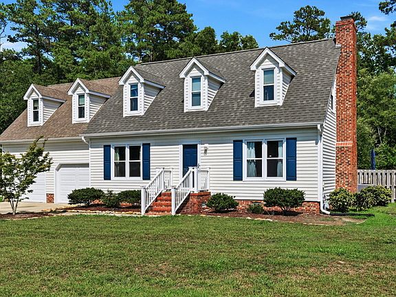 3rd image of 111 Duchess Drive