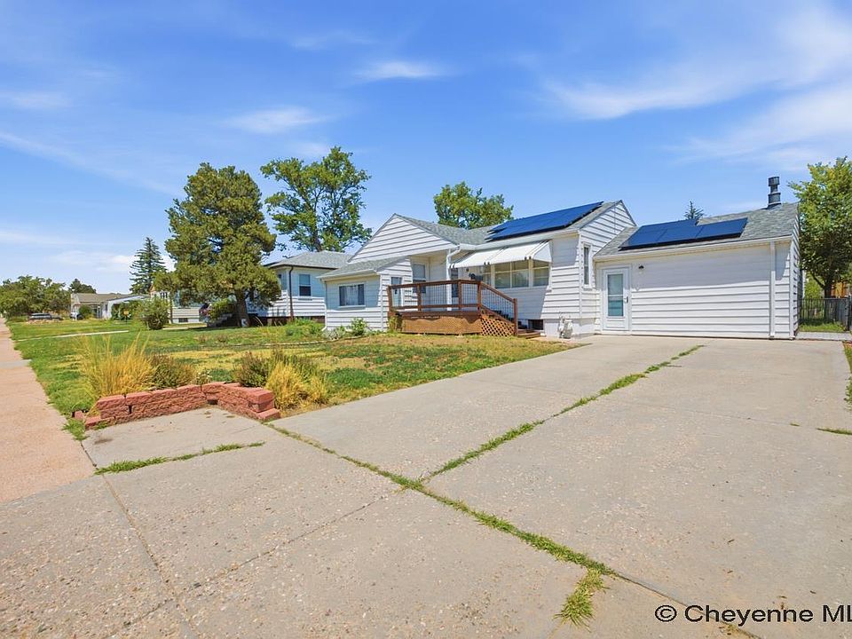 1st image of 2960 Henderson Dr