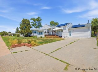 2960 Henderson Dr, Cheyenne, WY 82001