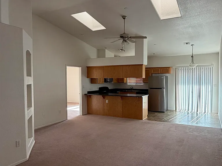 3090 S Ragen Dr — Photo 4