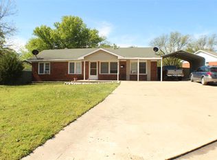 416 Locust St, Ardmore, OK 73401