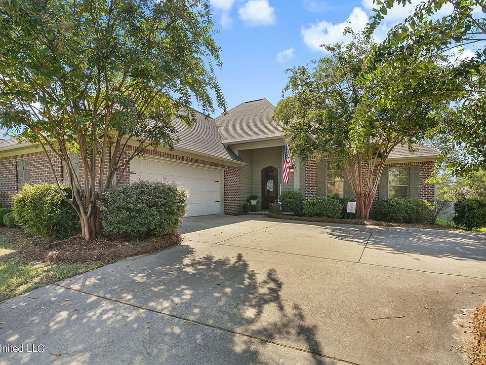1st image of 145 Stillhouse Creek Dr