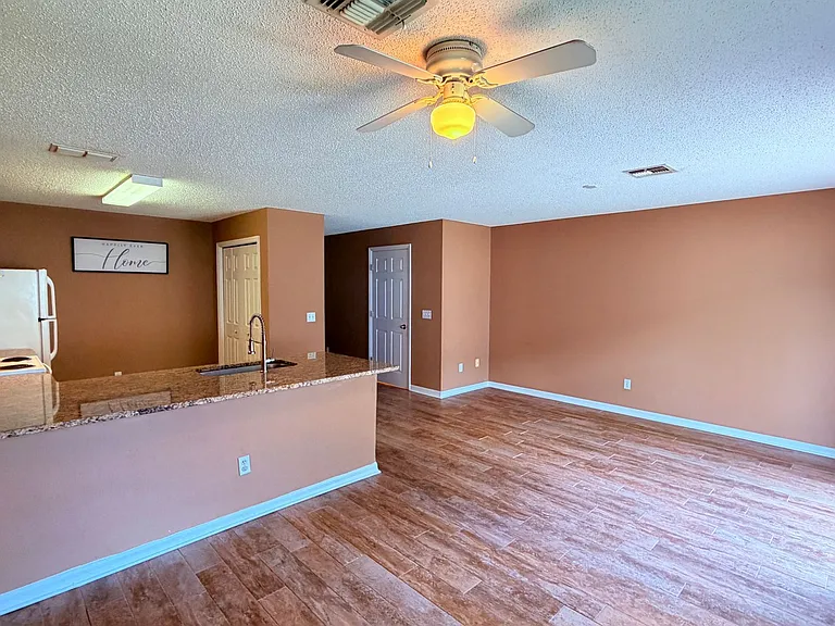 13054 Lexington Summit St — Photo 6