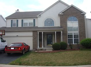 140 Fairfield Dr, Romeoville, IL 60446