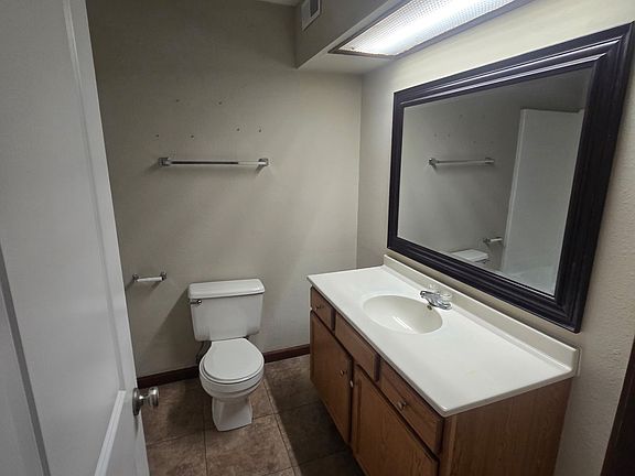 5th image of 101 Village Dr #101
