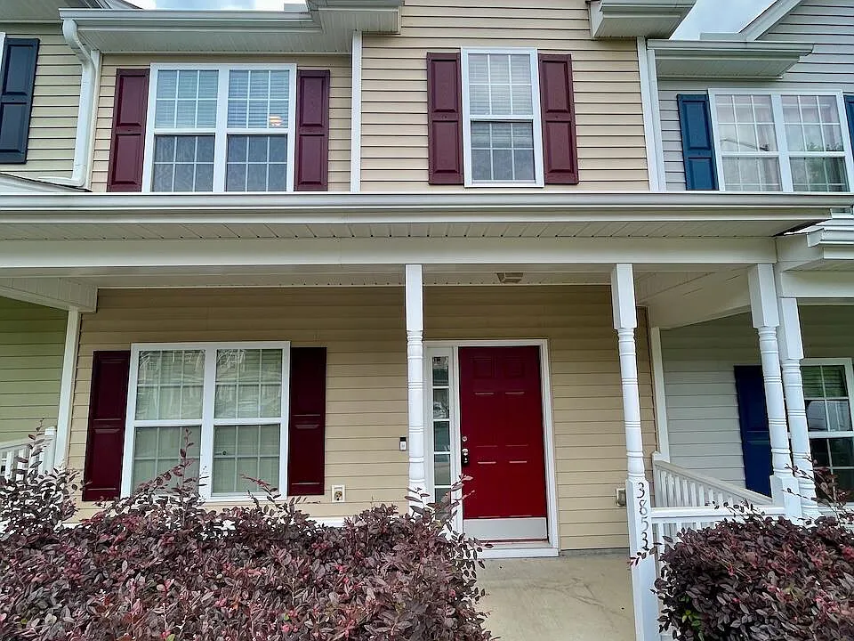 3853 Volkswalk Pl