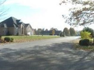 22 Deer Run, Herrin, IL 62948