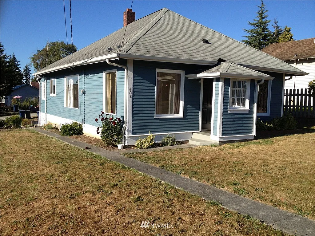 403 Evergreen Street photo 1
