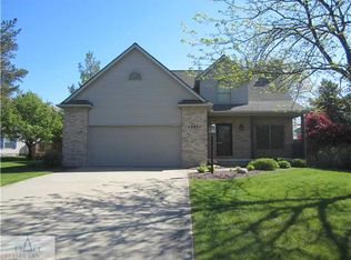 13071 Sherrington Dr, Dewitt, MI 48820