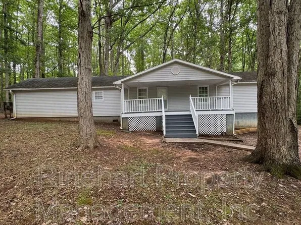 3252 Balkan Dr, York, SC 29745