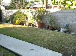245 E 102nd St #1, Los Angeles, CA 90003
