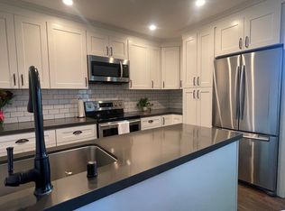 2052 North Ave, Simi Valley, CA 93063