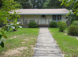 9766 County Road 6, Castleberry, AL 36432