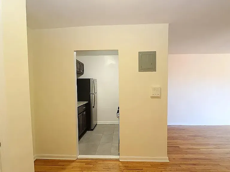 14345 Sanford Ave #107 — Photo 4