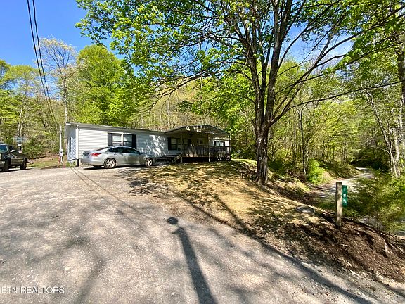 2nd image of 185 Moccasin Hollow Ln