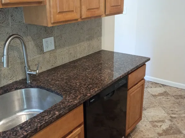 432 W Queen Ln #3, Philadelphia, PA 19144