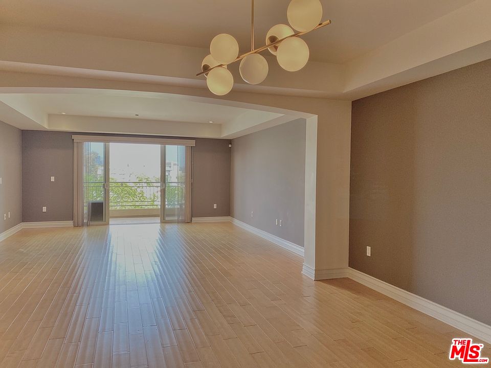 1st image of 1530 S Centinela Ave